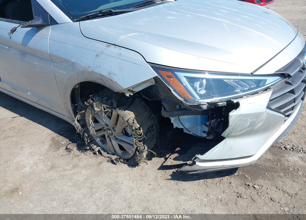 2019 HYUNDAI ELANTRA SEL VIN: 5NPD84LF8KH411105