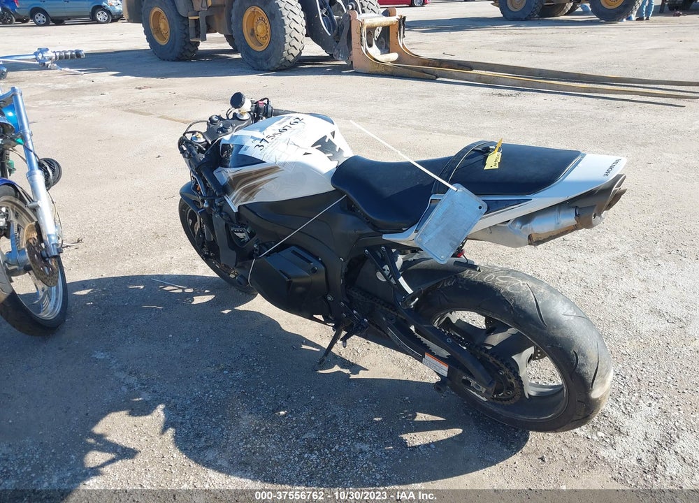 2009 HONDA CBR600 RR VIN: JH2PC40439K200492