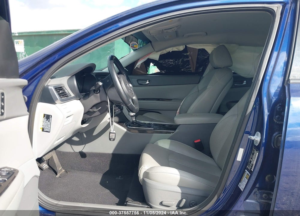 2016 KIA OPTIMA EX VIN: 5XXGU4L34GG018364