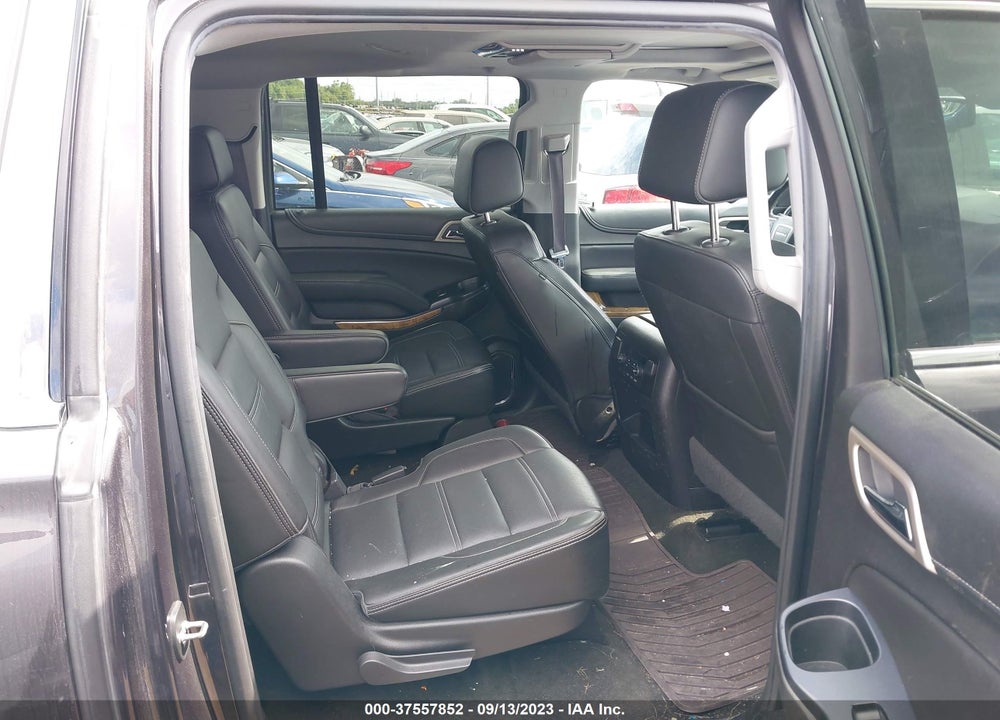2017 GMC YUKON XL DENALI VIN: 1GKS2HKJ7HR199342