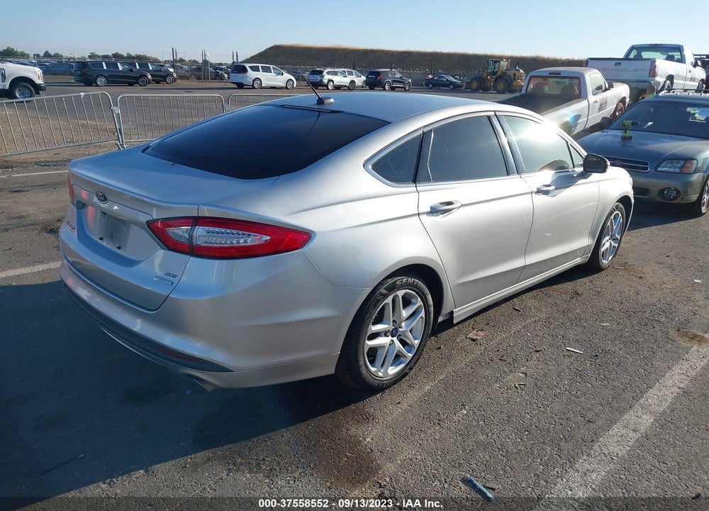 2015 FORD FUSION SE VIN: 3FA6P0HD0FR170824