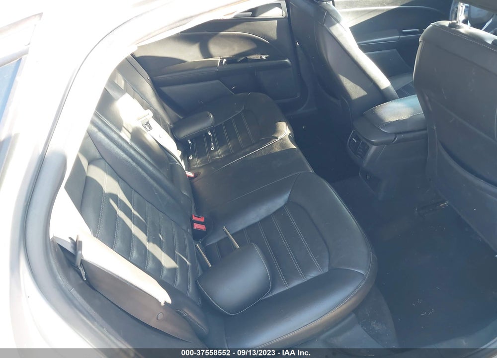 2015 FORD FUSION SE VIN: 3FA6P0HD0FR170824