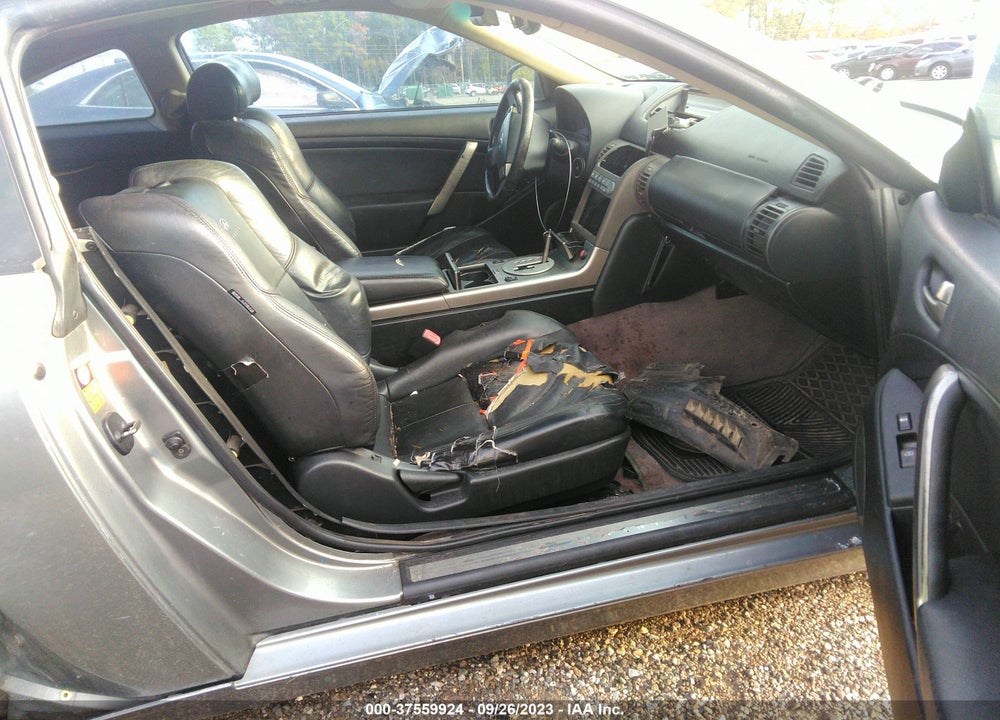 2004 INFINITI G35 VIN: JNKCV54E04M301088