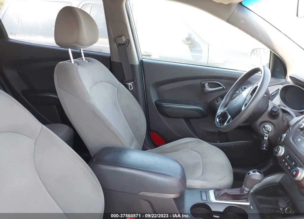 2014 HYUNDAI TUCSON GLS VIN: KM8JT3AF7EU818305