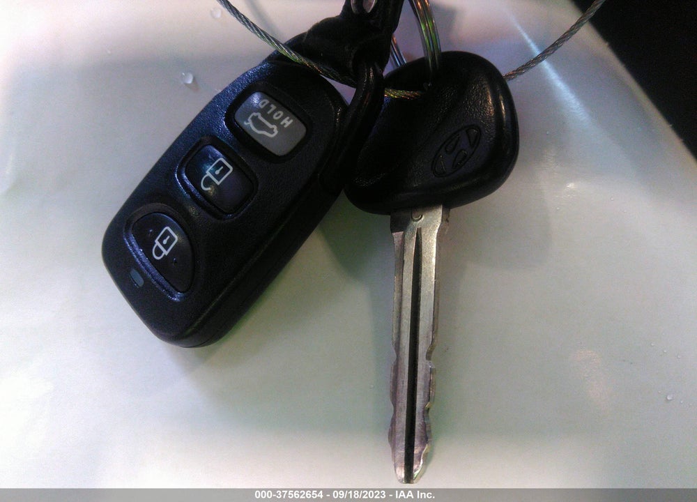 2019 HYUNDAI ELANTRA SE VIN: KMHD74LF3KU831875
