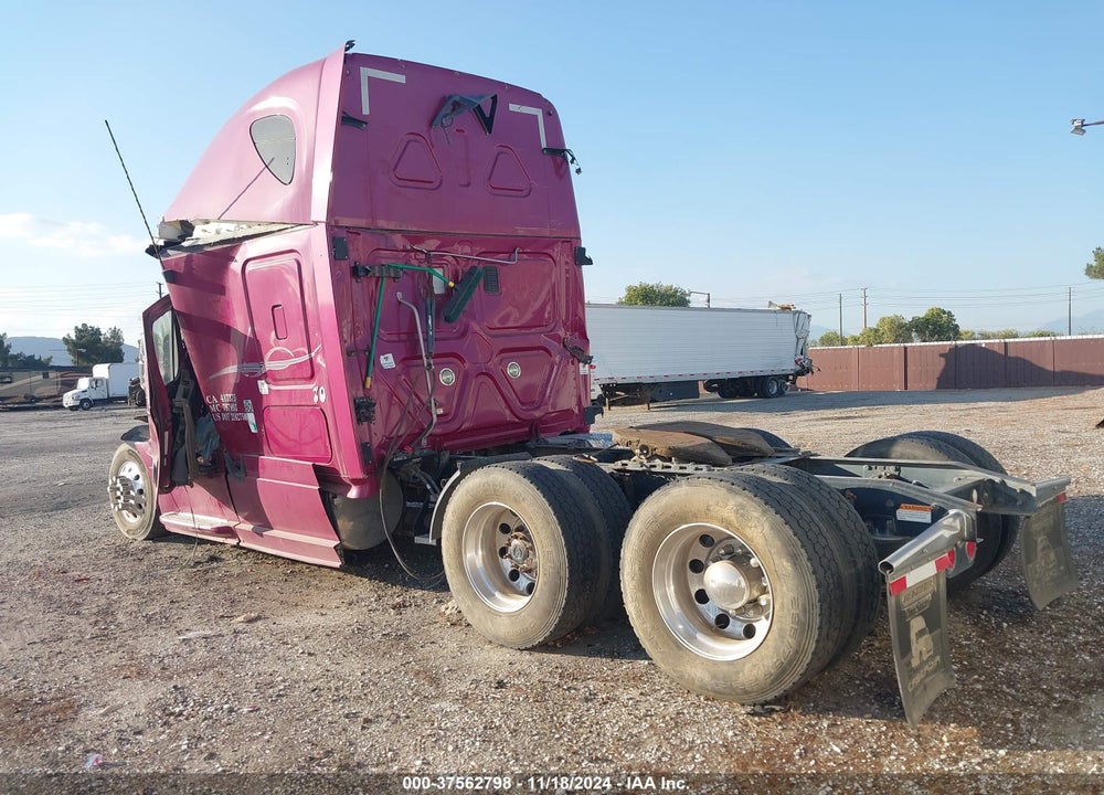 2013 FREIGHTLINER CASCADIA 125 VIN: 1FUJGLDR0DSBA4029