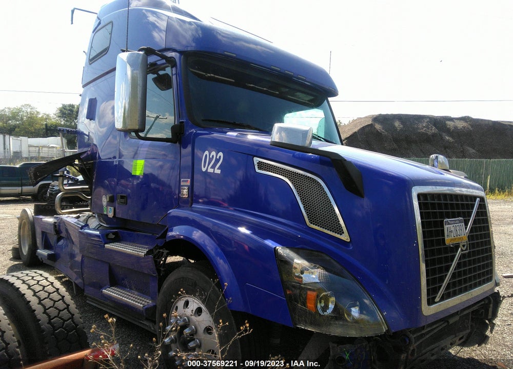2018 VOLVO VNL VIN: 4V4NC9EH5JN889077
