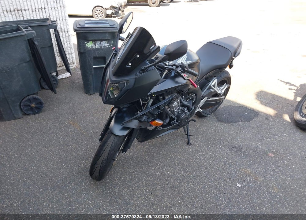 2016 HONDA CBR650 F VIN: MLHRC740XG5200234