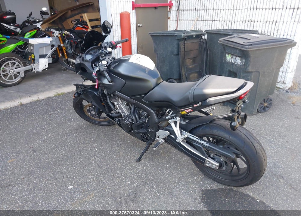 2016 HONDA CBR650 F VIN: MLHRC740XG5200234