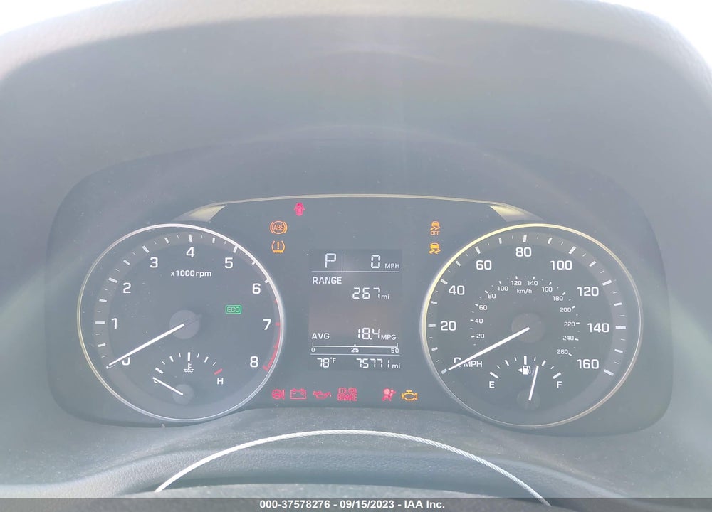 2018 HYUNDAI ELANTRA VIN: 5NPD74LF5JH321864