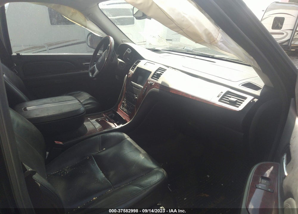 2008 CADILLAC ESCALADE ESV STANDARD VIN: 1GYFK66878R207717
