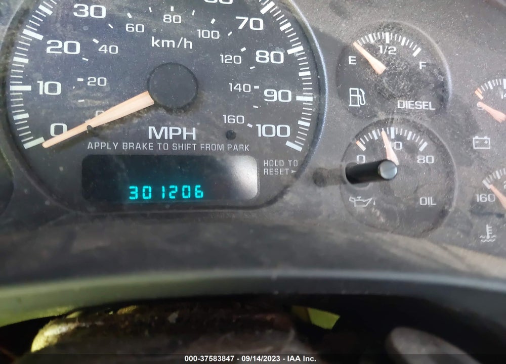 2002 CHEVROLET SILVERADO 2500HD LS VIN: 1GCHC29192E266043