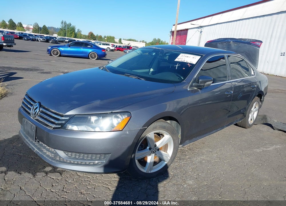 2013 VOLKSWAGEN PASSAT 2.5L SE VIN: 1VWBP7A35DC067300