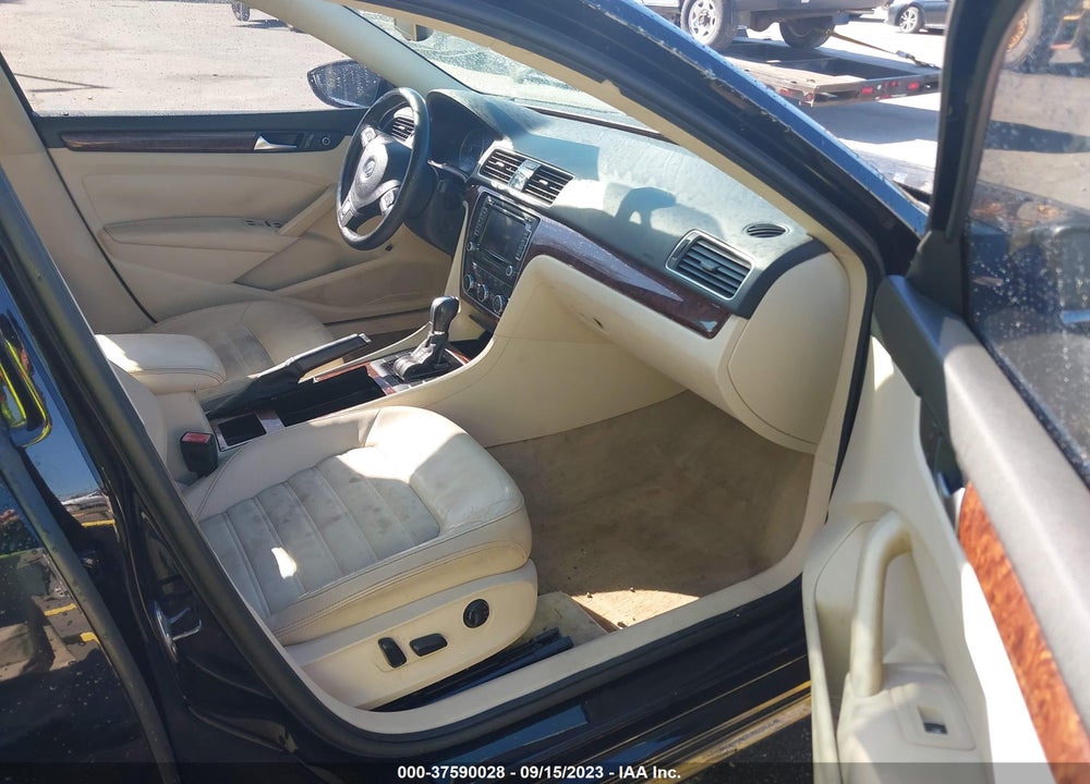 2012 VOLKSWAGEN PASSAT 2.0L TDI SEL PREMIUM VIN: 1VWCN7A34CC001698