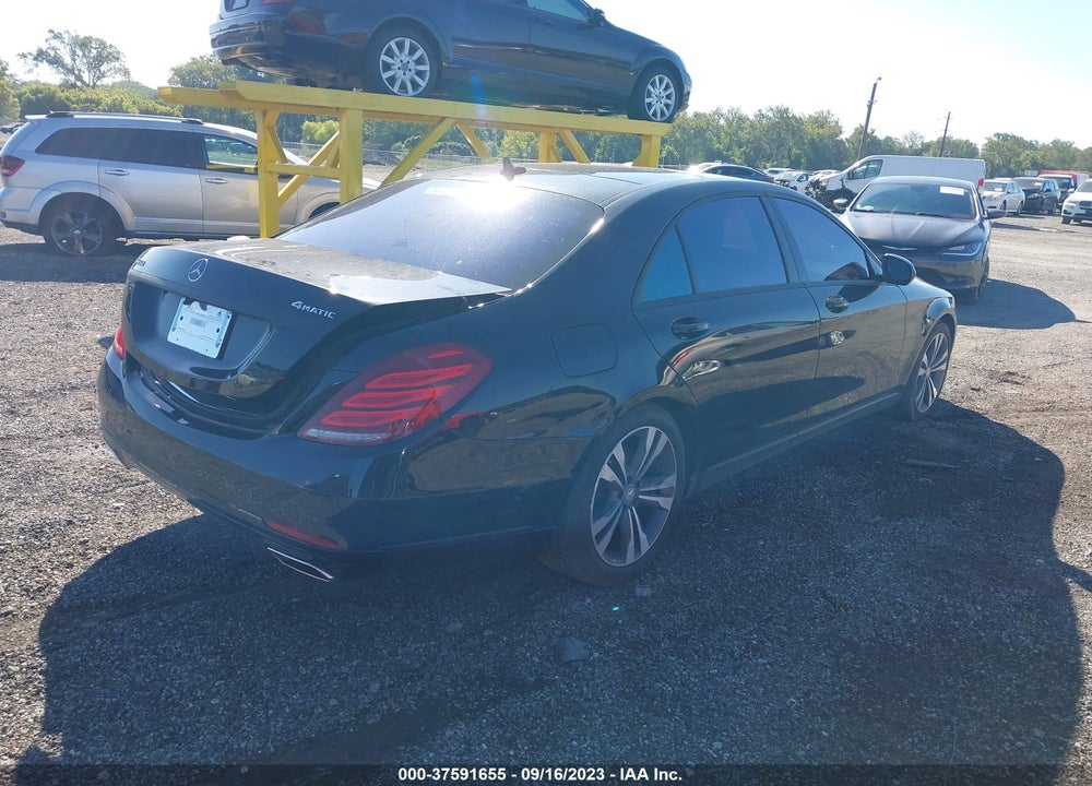 2015 MERCEDES-BENZ S 550 4MATIC VIN: WDDUG8FB2FA108746