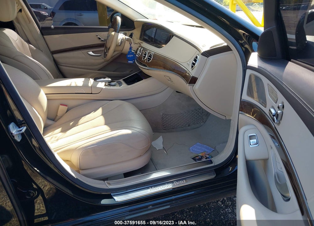 2015 MERCEDES-BENZ S 550 4MATIC VIN: WDDUG8FB2FA108746