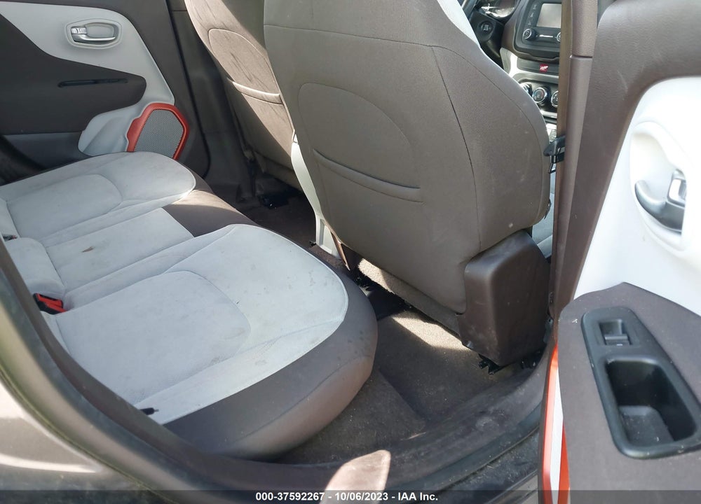 2017 JEEP RENEGADE LATITUDE FWD VIN: ZACCJABB5HPG36420