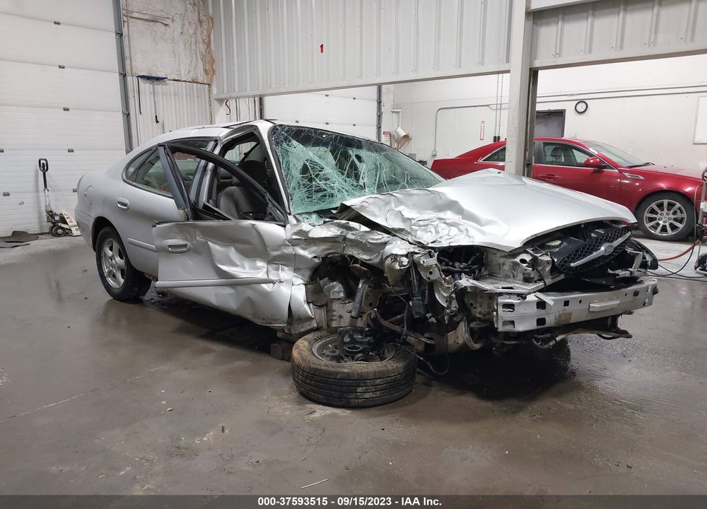 2003 FORD TAURUS SES VIN: 1FAFP552X3G236590