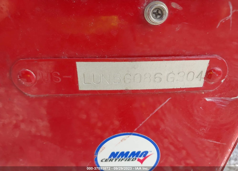 2004 LUND ANGLER VIN: LUNBG086G304