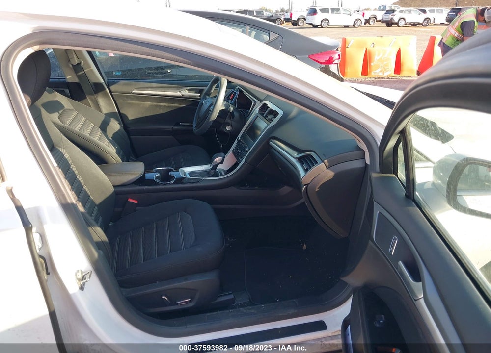 2016 FORD FUSION SE VIN: 1FA6P0H75G5115588