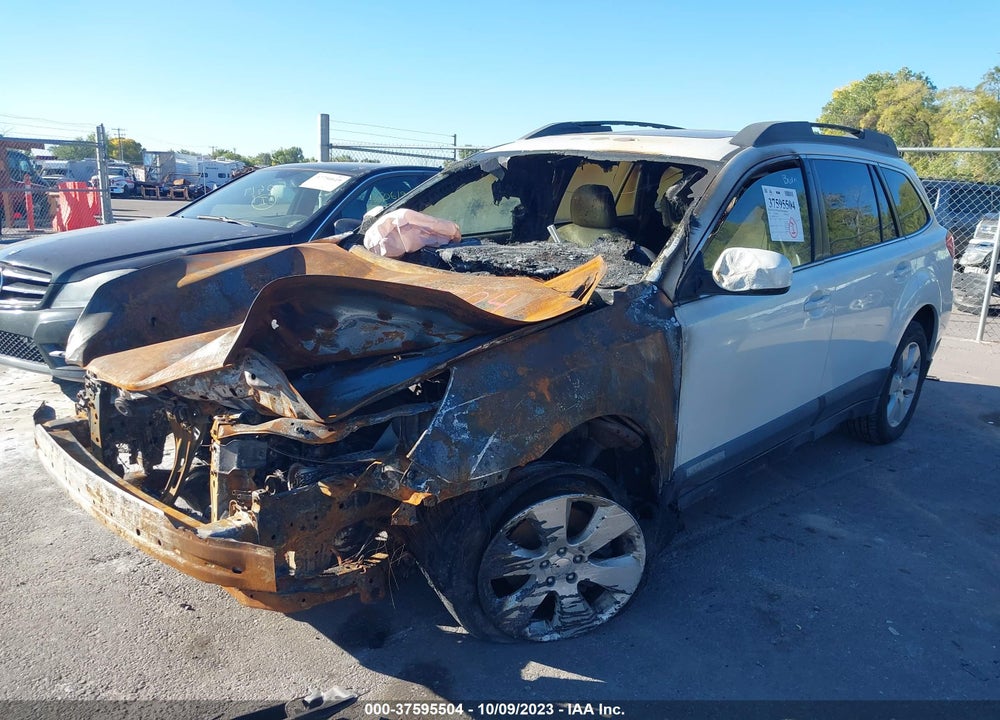 2010 SUBARU OUTBACK 2.5I PREMIUM VIN: 4S4BRBCC8A3322767
