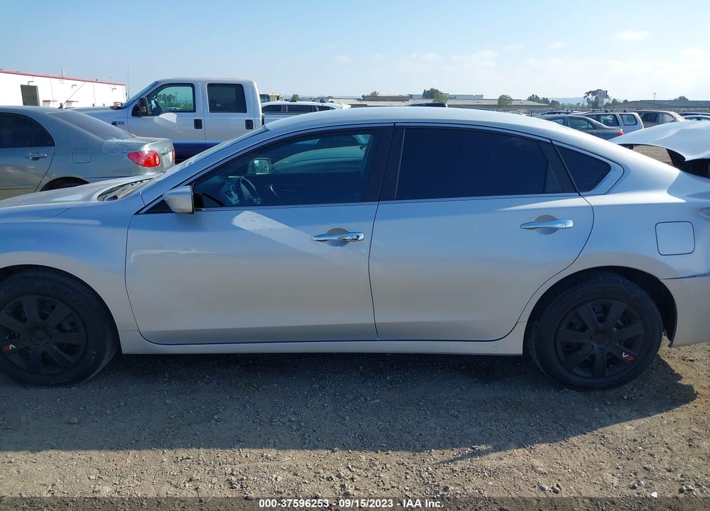2015 NISSAN ALTIMA 2.5 S VIN: 1N4AL3AP0FN884001