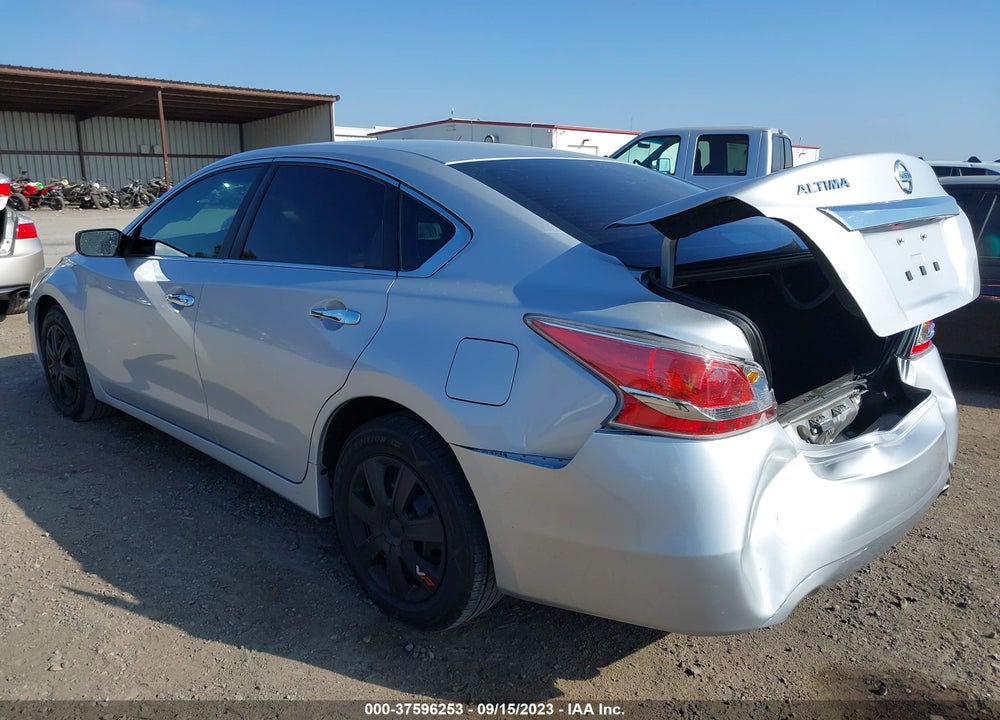 2015 NISSAN ALTIMA 2.5 S VIN: 1N4AL3AP0FN884001