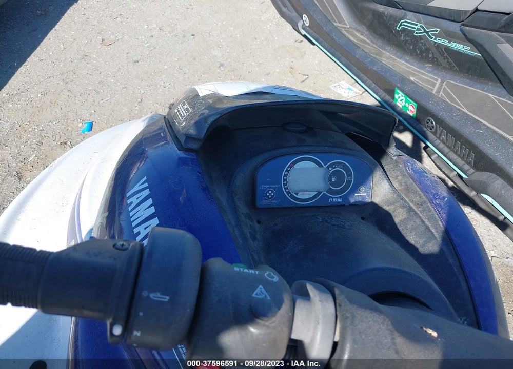 2003 YAMAHA GP 1300R VIN: 00000YAMA1798D303