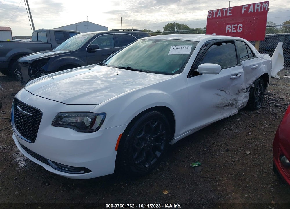 2019 CHRYSLER 300 300S AWD VIN: 2C3CCAGG4KH610824
