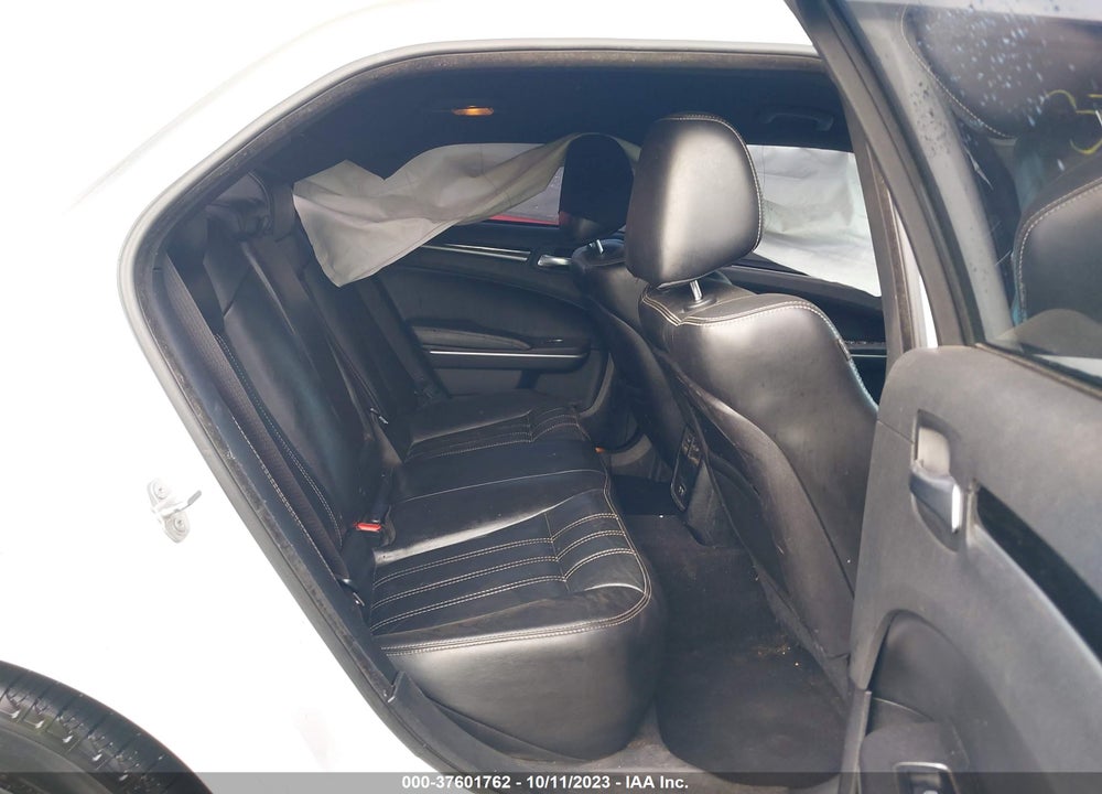 2019 CHRYSLER 300 300S AWD VIN: 2C3CCAGG4KH610824