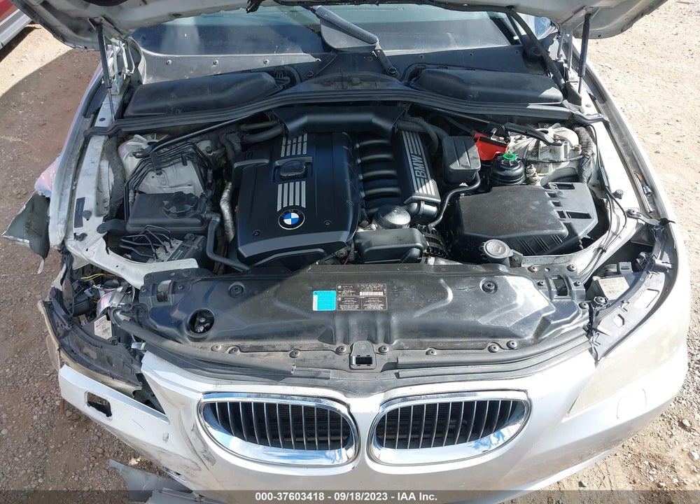 2009 BMW 528I VIN: WBANU53559C118228