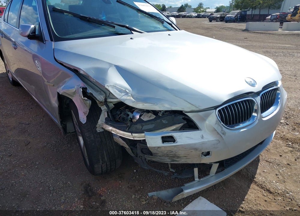 2009 BMW 528I VIN: WBANU53559C118228