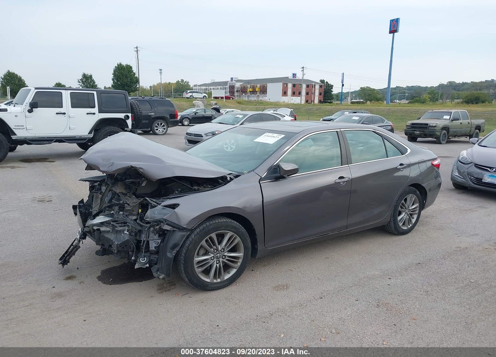 2016 TOYOTA CAMRY SE VIN: 4T1BF1FK2GU566553