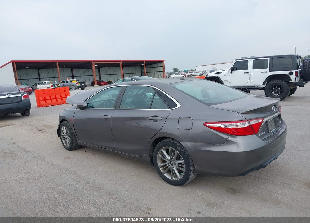 2016 TOYOTA CAMRY SE VIN: 4T1BF1FK2GU566553