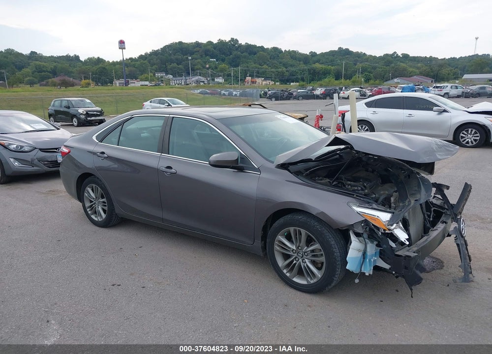 2016 TOYOTA CAMRY SE VIN: 4T1BF1FK2GU566553