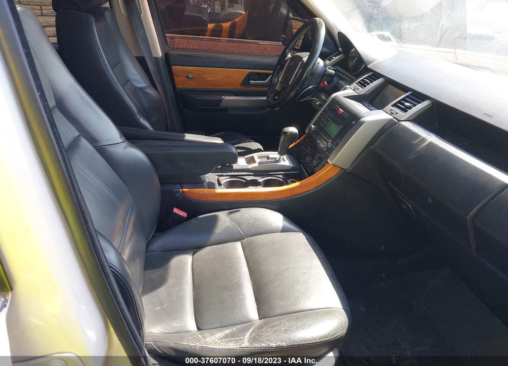 2008 LAND ROVER RANGE ROVER SPORT VIN: SALSH23458A182580