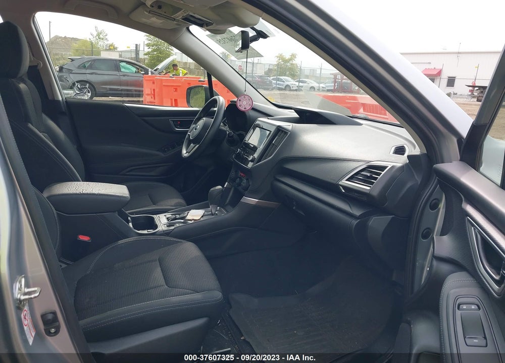 2019 SUBARU FORESTER VIN: JF2SKACC3KH412126