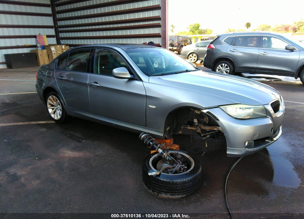 2009 BMW 328I VIN: WBAPH77589NL84320