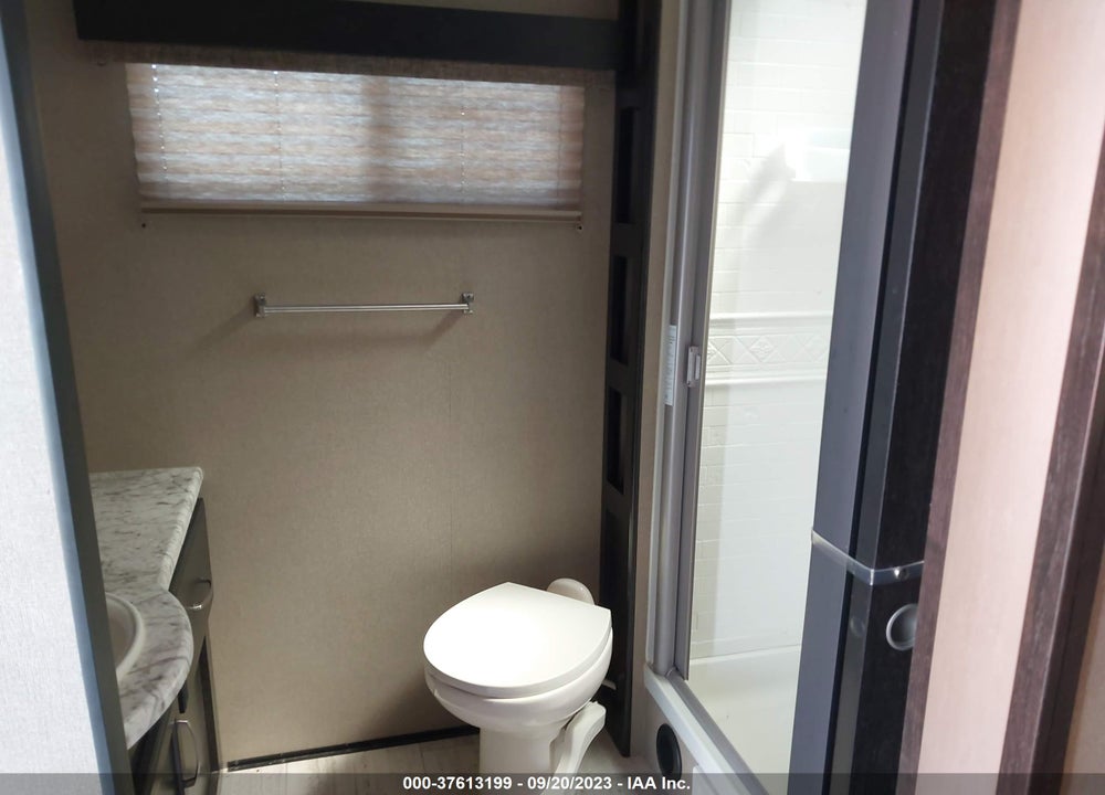 2018 GRAND DESIGN IMAGINE VIN: 573TE2721J5500196