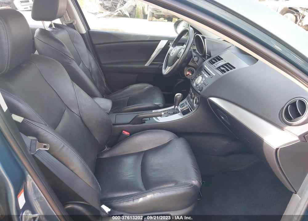 2010 MAZDA 3 S GRAND TOURING VIN: JM1BL1H56A1142628