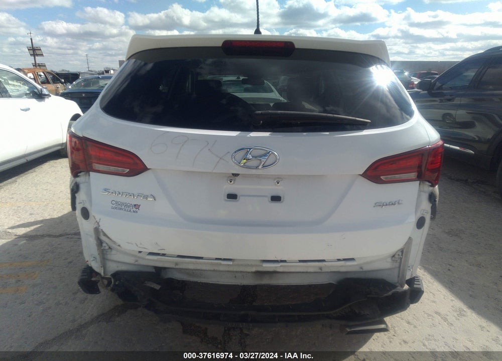 2018 HYUNDAI SANTA FE SPORT 2.4L VIN: 5NMZT3LB6JH070486