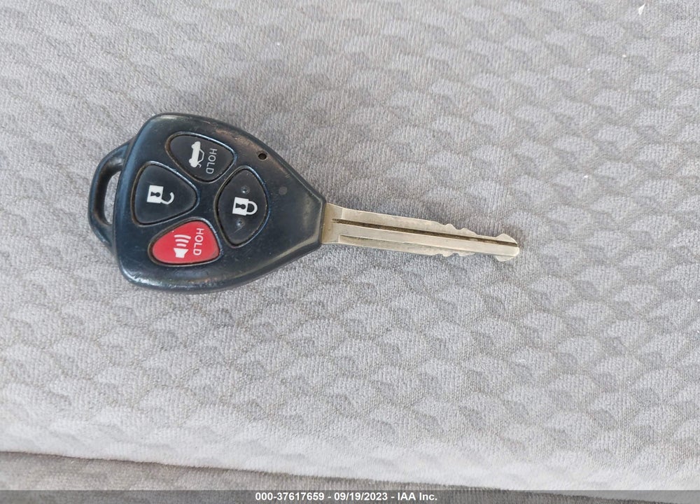 2011 TOYOTA CAMRY LE VIN: 4T1BF3EK4BU595378