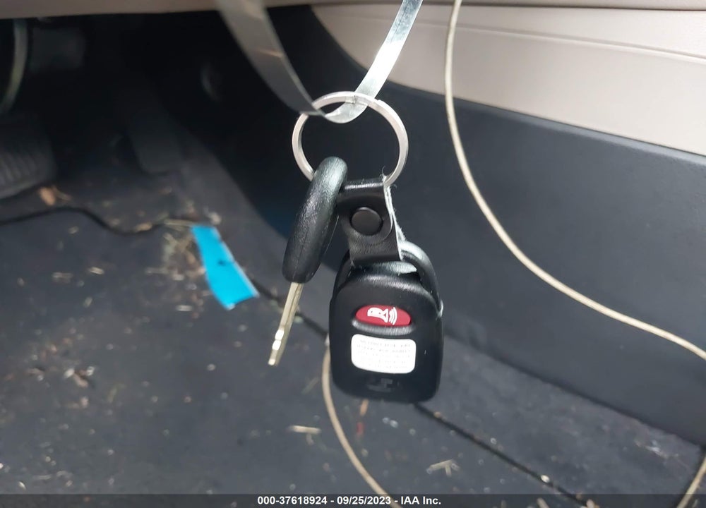 2020 HYUNDAI ELANTRA SE VIN: KMHD74LF2LU099613