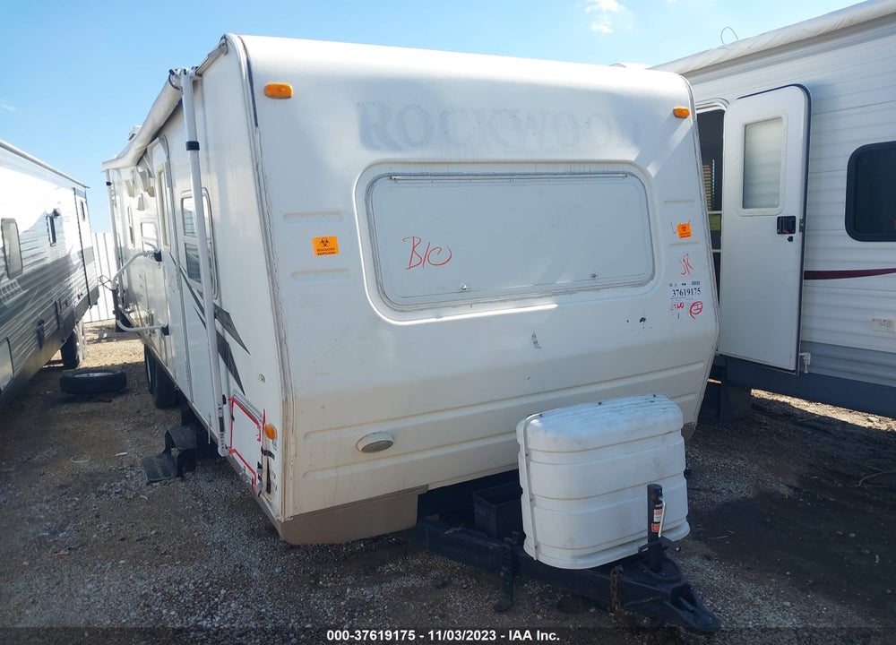 2008 FOREST RIV ROCKWOOD VIN: 4X4TRLG2181821765