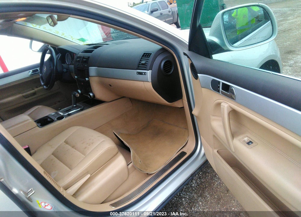 2008 VOLKSWAGEN TOUAREG 2 VR6 FSI VIN: WVGBE77L08D045958