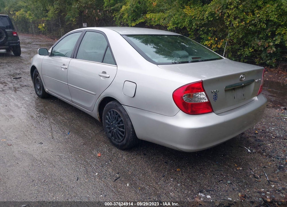 2004 TOYOTA CAMRY VIN: 4T1BE32K64U906240