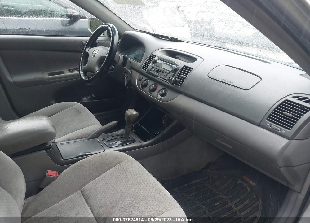 2004 TOYOTA CAMRY VIN: 4T1BE32K64U906240