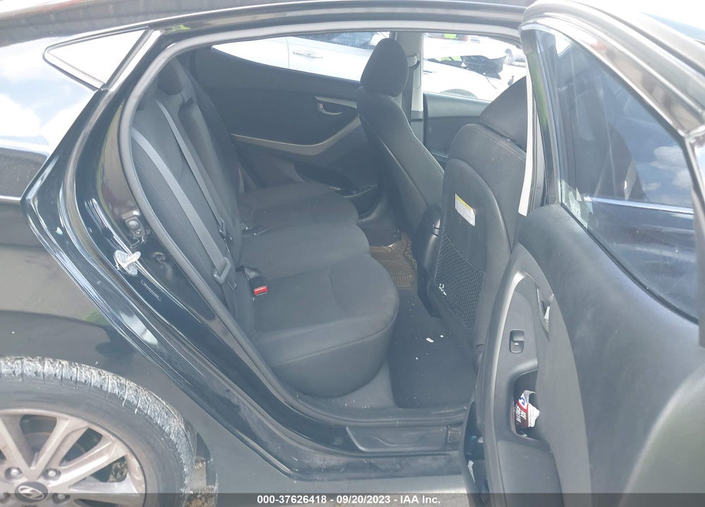2015 HYUNDAI ELANTRA SE VIN: 5NPDH4AE2FH639200