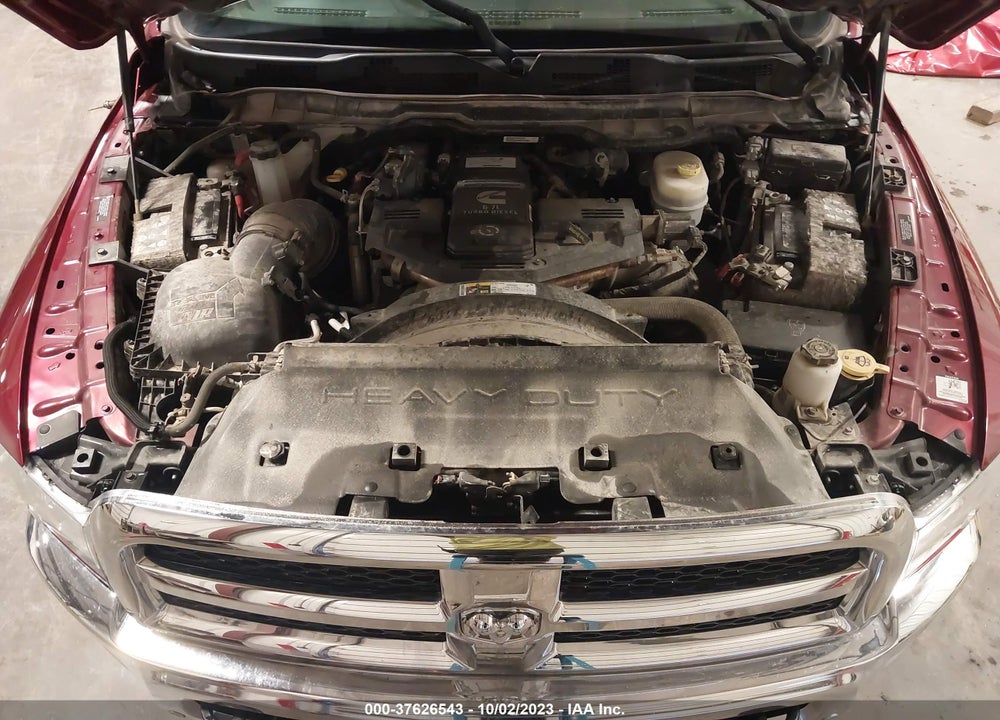 2018 RAM 3500 SLT  4X4 8' BOX VIN: 3C63RRHL2JG422992