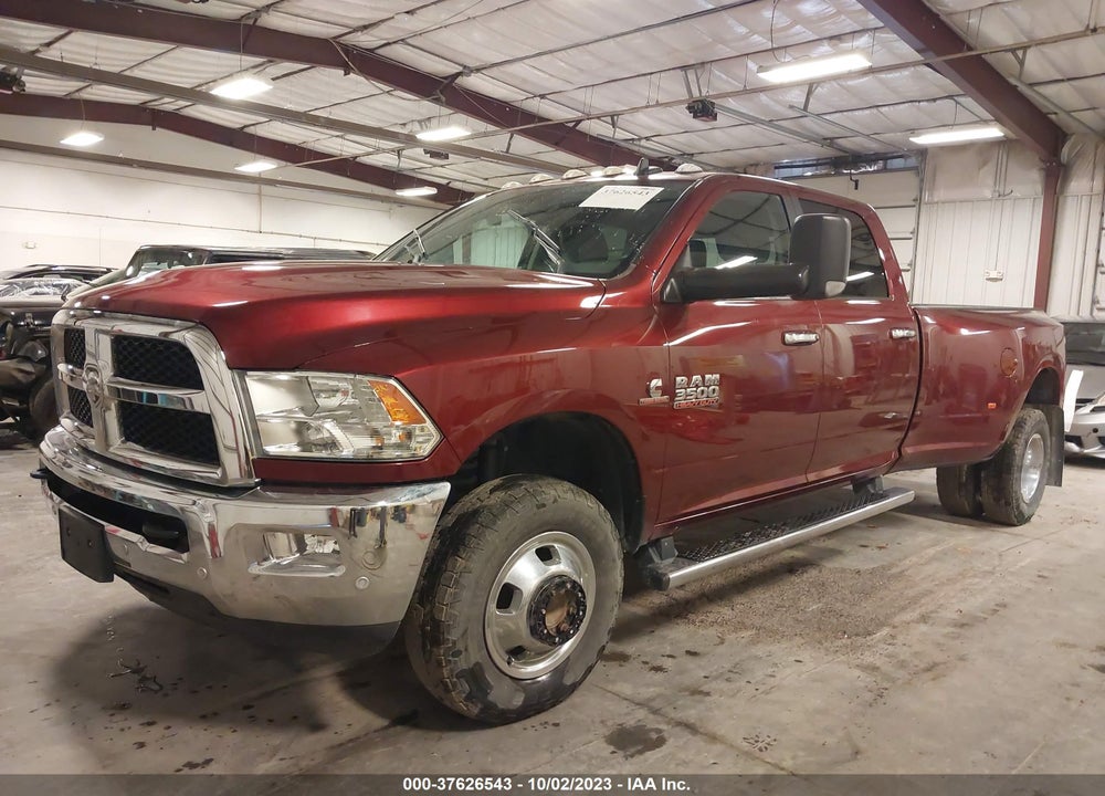 2018 RAM 3500 SLT  4X4 8' BOX VIN: 3C63RRHL2JG422992